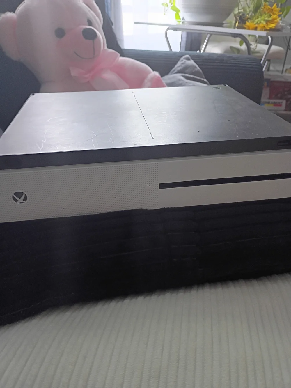 Xbox One S Slim Console in Black and White - Front-Loading Disc Slot